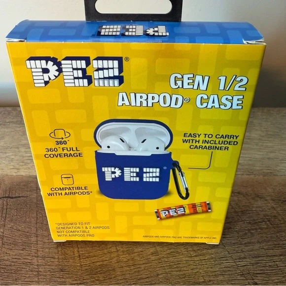PEZ New Gen 1/2 AirPod Carrying Case Key Chain Carabiner Blue Candy - Picture 4 of 7